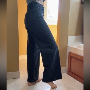 GAP High Rise Stride Wide-Leg Jeans. 29/8L